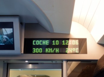 Tren from Madrid to Valencia, Spain